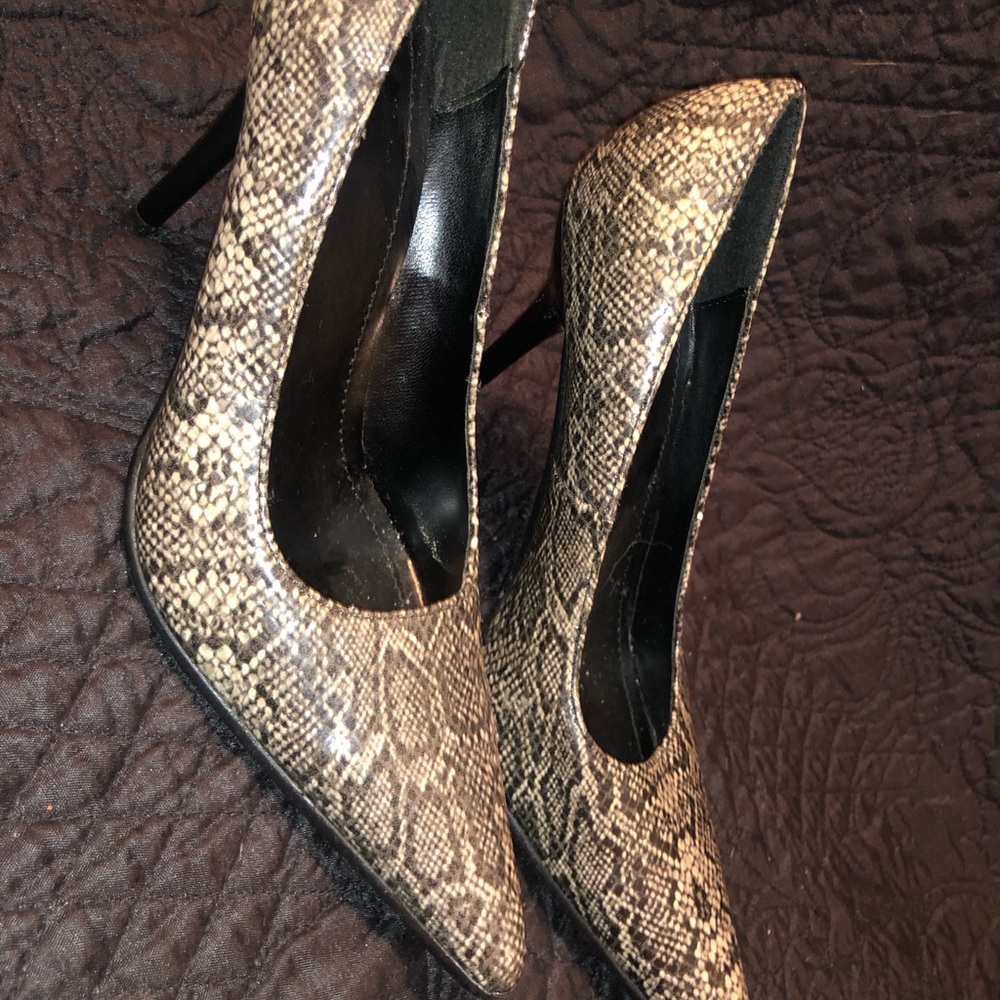 sassy snakeskin heels!